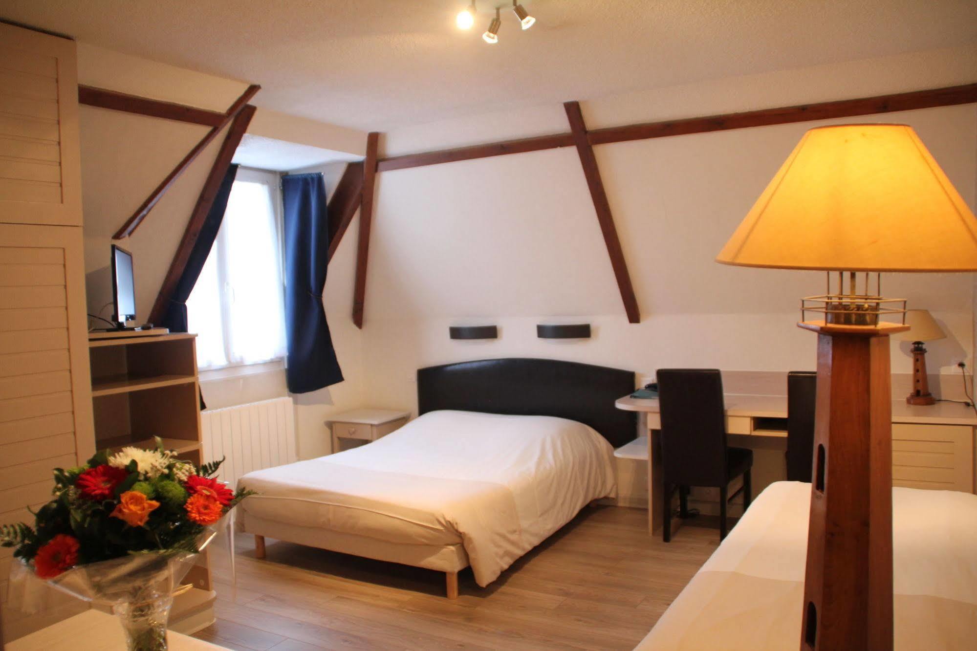 Residence Le Bellevue Bretteville-sur-Odon Buitenkant foto